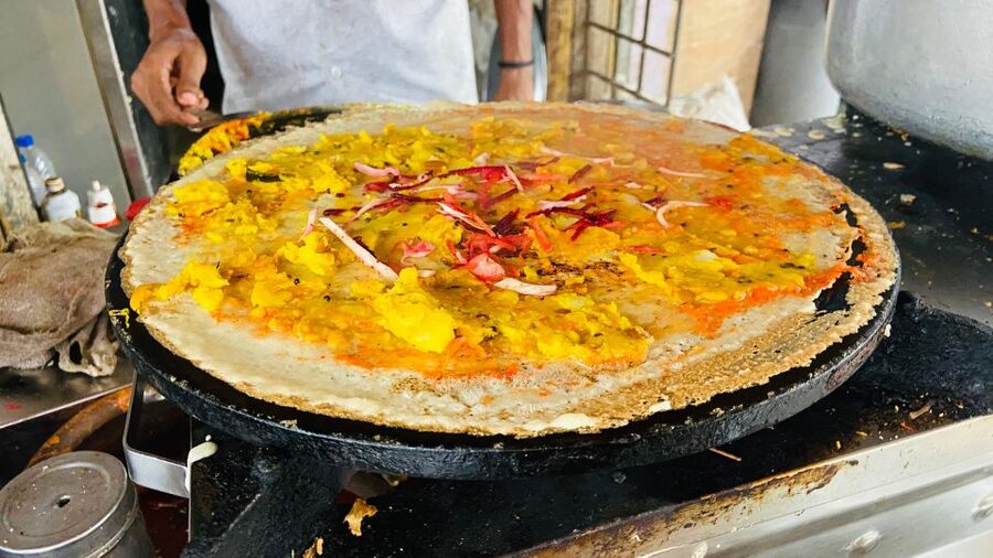 Mumbai: Evening Street Food Tasting & Cultural Market Tour - Chor Bazaar adds the city’s rougher edge