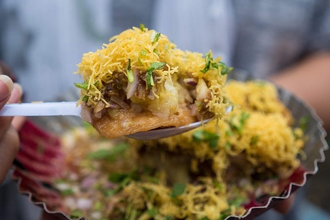 Mumbai Local with Street Food Tour in Private Vehicle - Chowpatty Beach and the main food stop