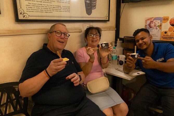 Mumbai Market and Temple Tour With Local Street Food - Mumbadevi Temple and Mumbai’s Name