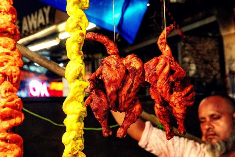 Mumbai: Street Food and Night Markets Tour - Taj Icecream provides a sweet finish