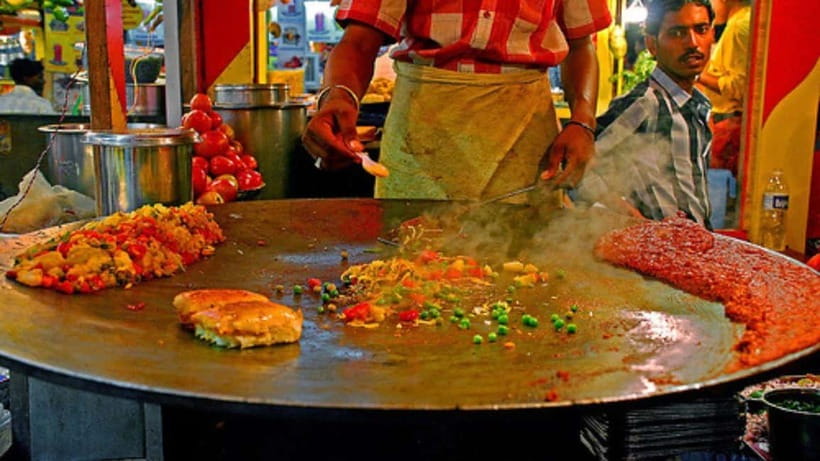 Mumbai Street Food & Beach Tour with 10+ Tastings - Practical details before you book