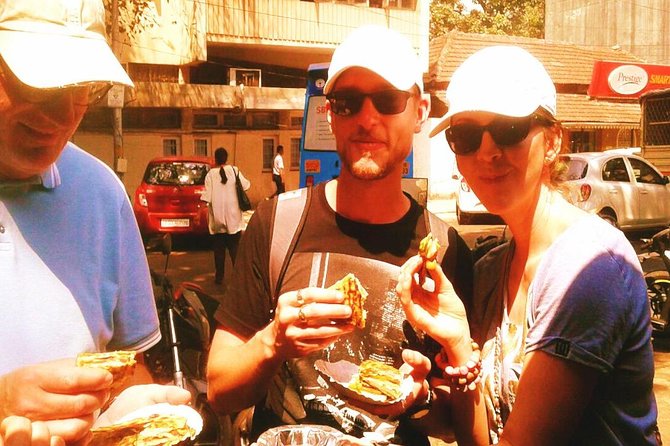Mumbai Street Food Crawl (2 Hours Guided Food Tasting Tour) - Why Mumbai street food makes a good first meal