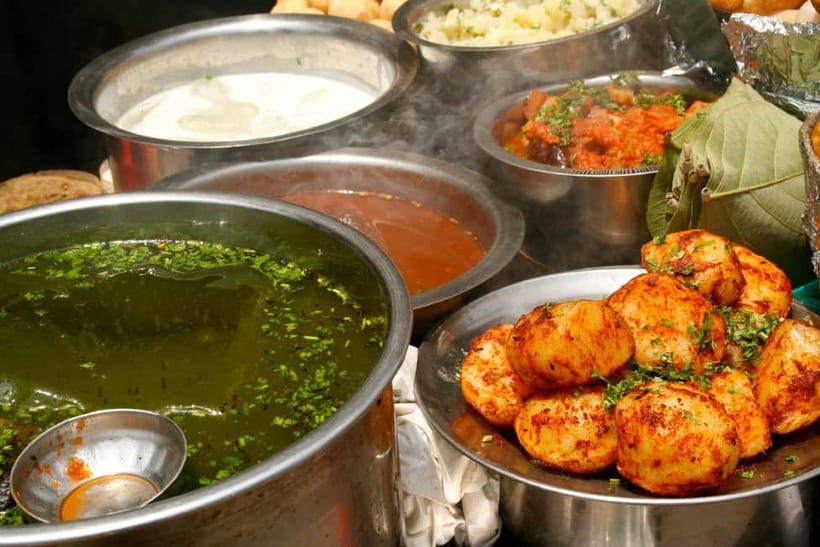 Mumbai: Street Food Crawl - First stops: old food lanes and familiar Mumbai snacks