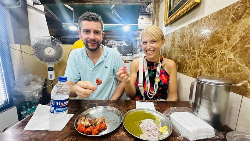 Mumbai: Street Food Tasting Tour - Mohammed Ali Road for chicken tikka and masala dosa
