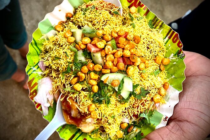 Mumbai: Street Food Tour - Mohammed Ali Road for kebabs, rolls, and Baida roti