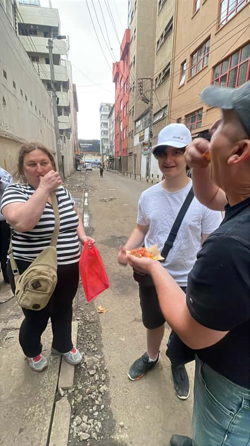 Nairobi: 1 Hour Gastronomic and Street Food tour of Nairobi - The pace, walking, and practical comfort