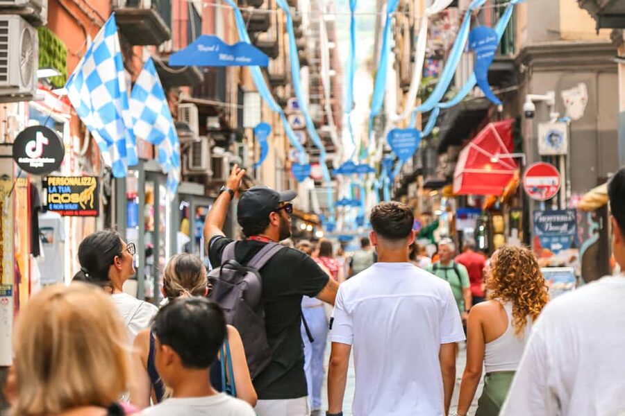 Naples: Culture & Street Food with a Local Guide - Via dei Tribunali and the everyday side of Naples
