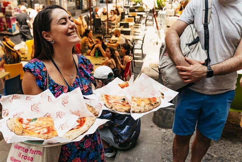 Naples: Guided Street Food Tour with Spritz - Via dei Tribunali and the serious business of fried food