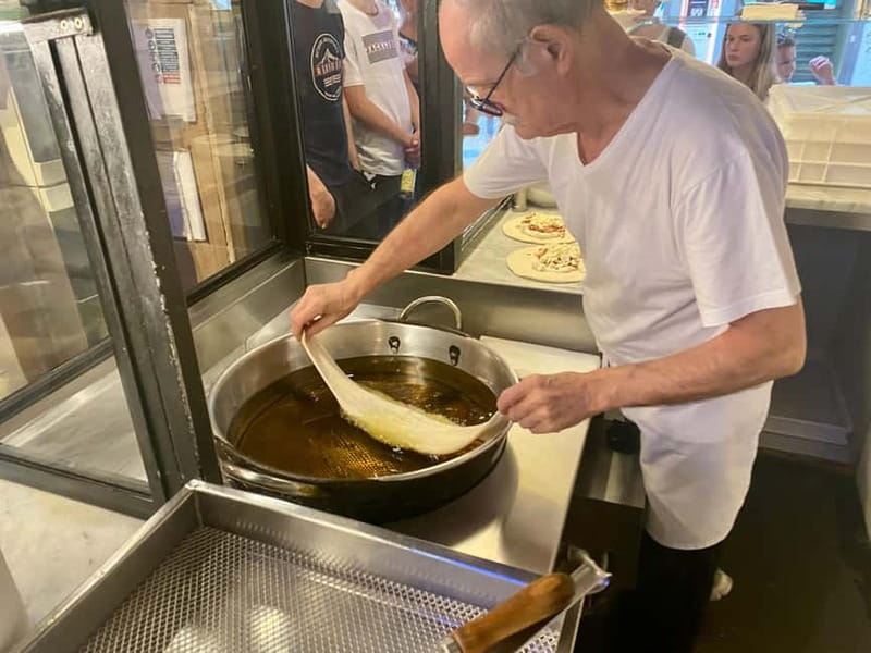 Naples: Old City Center Street Food Tour with Spritz - Limoncello with a family touch