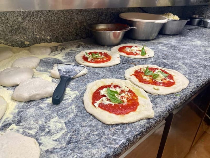Naples: Old City Center Street Food Tour with Spritz - Who should book this tour