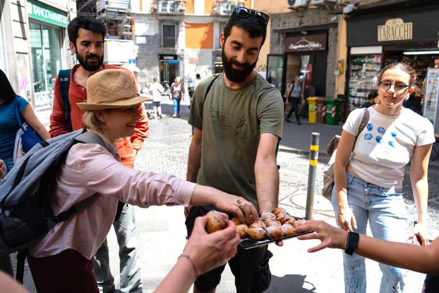 Naples: Private Street Food Tour - Entering La Pignasecca Market