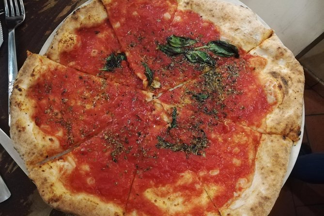 Naples: Street Food and Sightseeing Tour with Local Expert - What the guides add