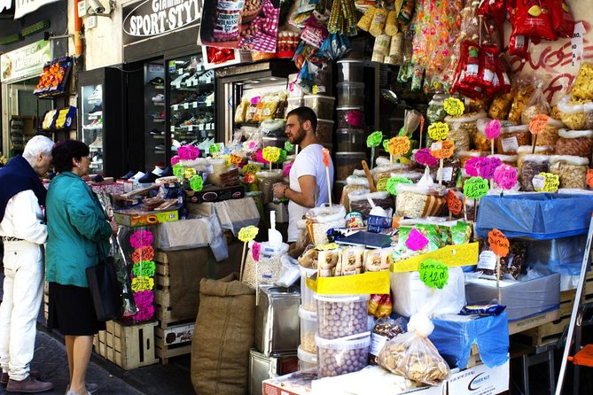 Naples Street Food Experience with local guide - Small Group Tour - Via Toledo, where the food part begins
