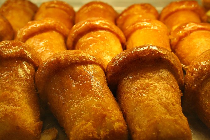 Naples Street Food Tour with Foodie Guide around Historical Center - Naples on a plate, one street at a time