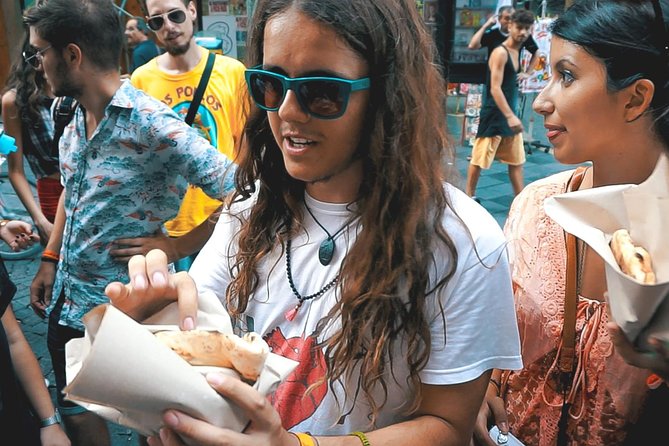 Naples street food walking tour - What the two-hour schedule really allows