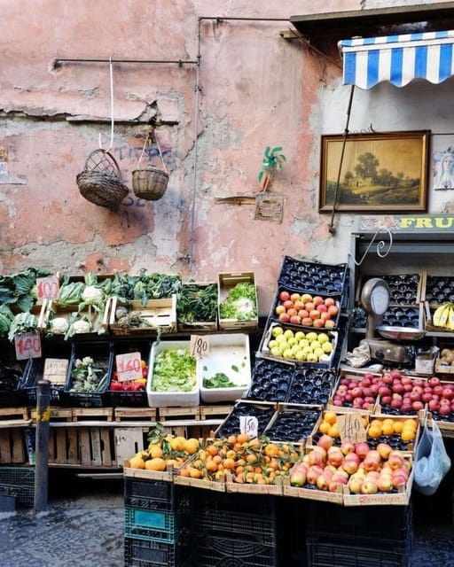Napoli street food walking tour - Palazzo Venezia and a quieter final look at Naples