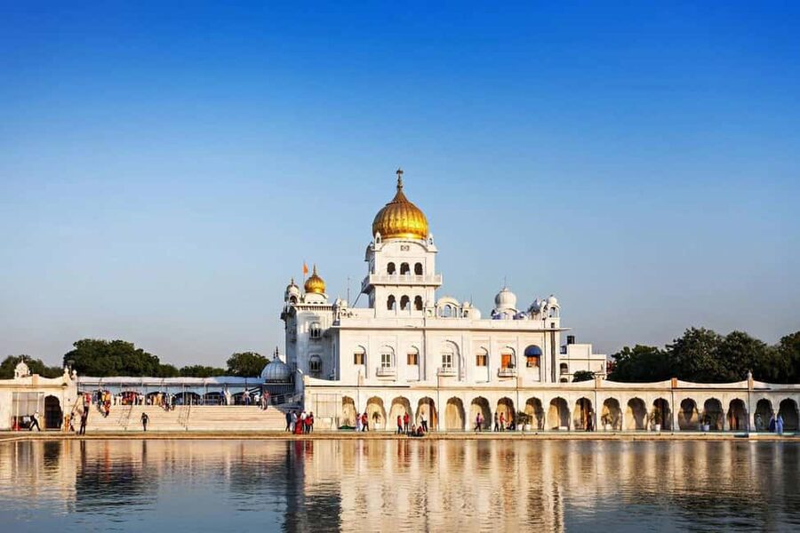 New Delhi: Local Evening Tour with Indian Street Food - India Gate, Where the Evening Begins