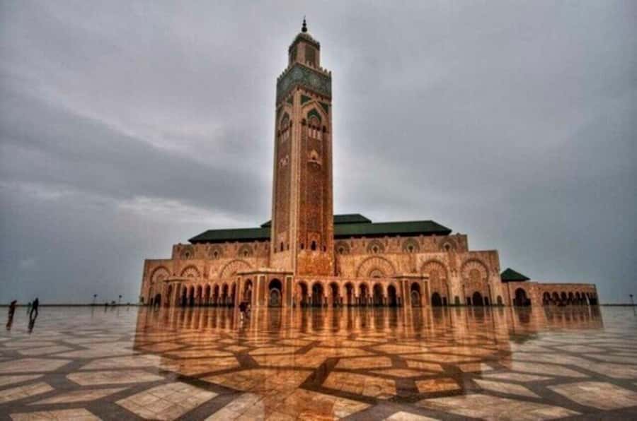 Night Tour of Casablanca with Street Food Tasting - Key points at a glance