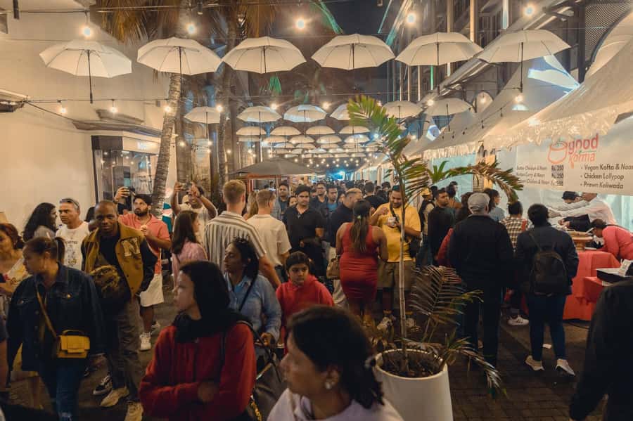 North Tour Of Mauritius With Street Food tasting - Starting in Port Louis and its main markets