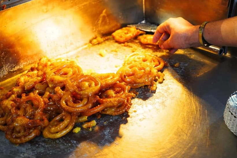 Old Delhi Street Food and Spice Market Tour - Who should book this experience?