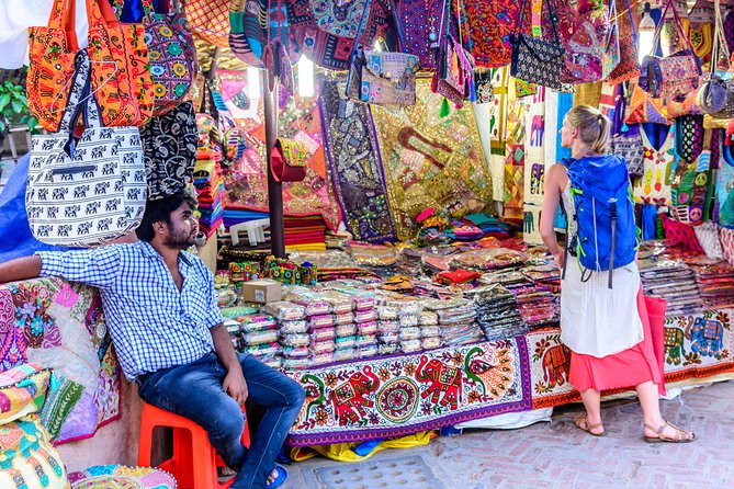 Old Delhi Street Food Tour – Explore Spices in Chandni Chowk - Naughara offers a quiet pause
