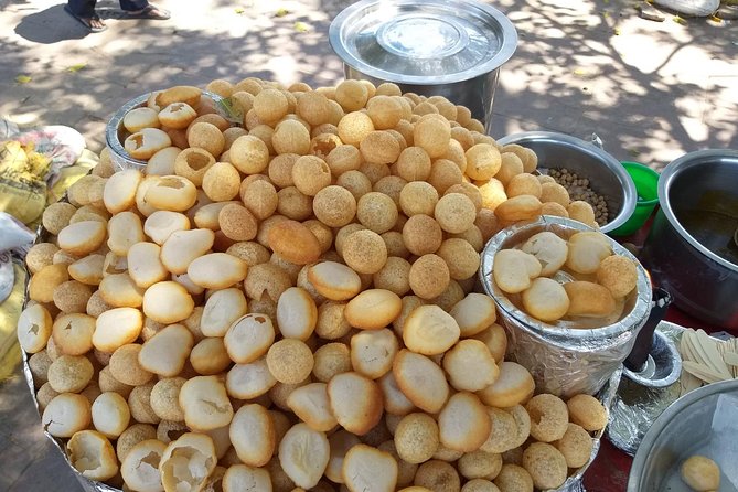 Old Delhi Street Food Tour With Spice Market On Tuk Tuk - JB Kachori Wala and the savory middle of the tour