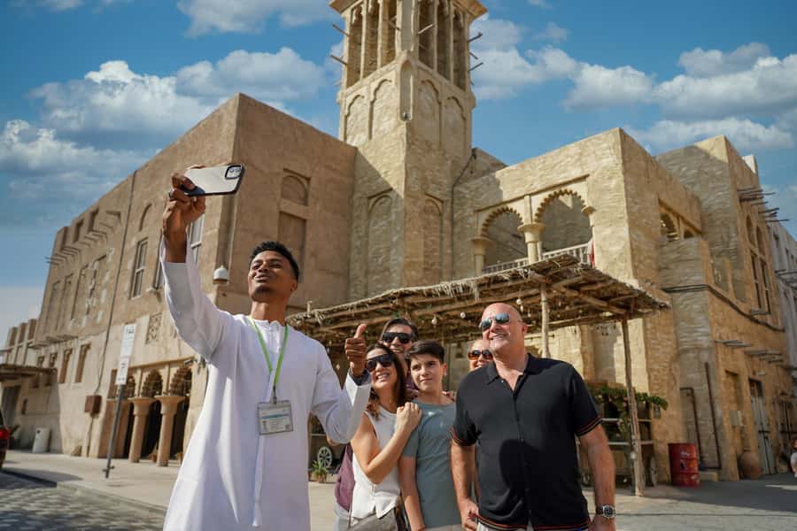 Old Dubai: Premium Guided Tour with Street Food & Abra Ride - Key points at a glance