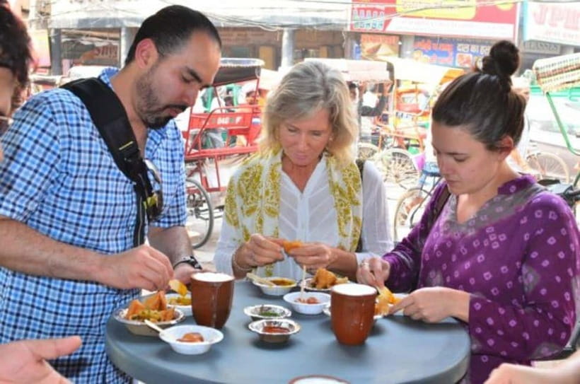 Old & New Delhi Full or Halfday Guided Tour with Street Food - Entering Old Delhi by tuk tuk