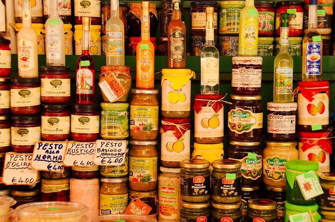 Palermo Original Street Food Walking Tour by Streaty - Moving through Palermo between bites