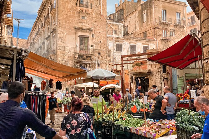 Palermo Private Street Food Tour: A Culinary Journey with a Chef - Vucciria: the final market and a sweet finish