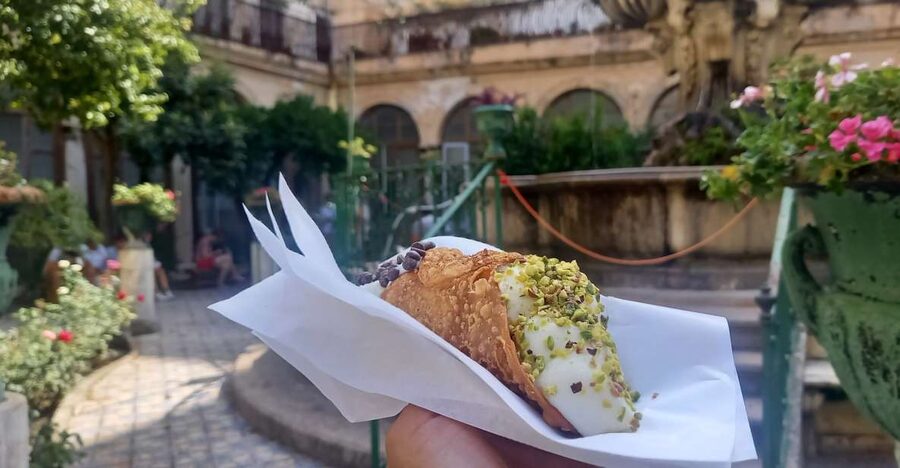 Palermo Sicilian Street Food Tour: Small Group with a Local - Sfincione, Palermo’s thick and savory pizza cousin