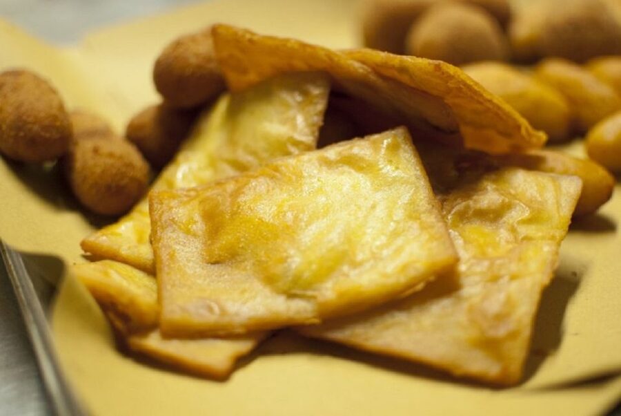 Palermo Sicilian Street Food Tour: Small Group with a Local - Arancina and the art of eating on the move