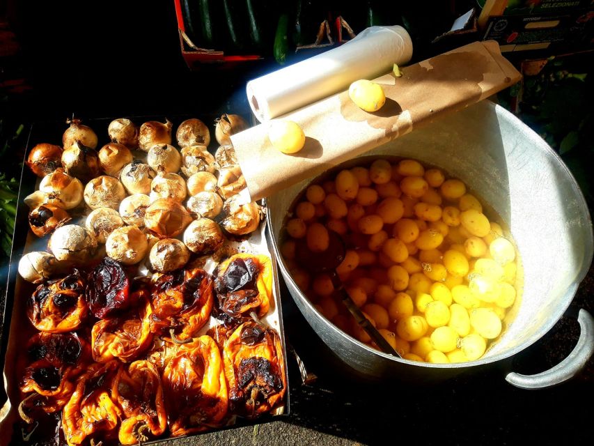 Palermo: Street Food Tour - Finishing with a Sicilian cannolo
