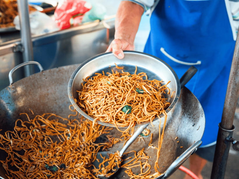 Penang: Trishaw Ride and Hawker Center Food Tour - Should you book the George Town trishaw and food tour?
