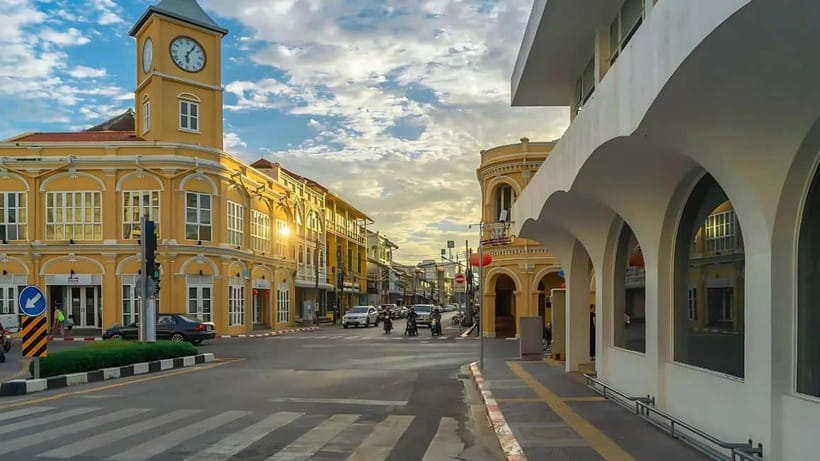 Phuket: Full Day City Tour with Night Market - Rang Hill: a short break above Phuket Town