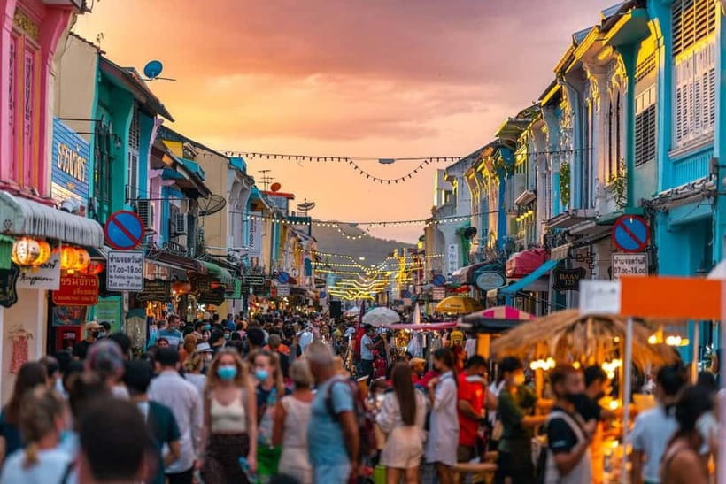 Phuket Half Day : Sightseeing Tour + Night Market + Guide - Café, honey farm, and souvenir stops