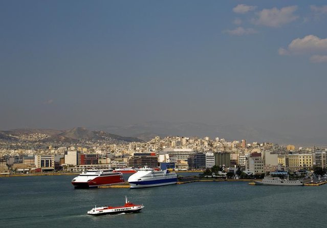 Piraeus Street Food Walking Tour - Key points at a glance