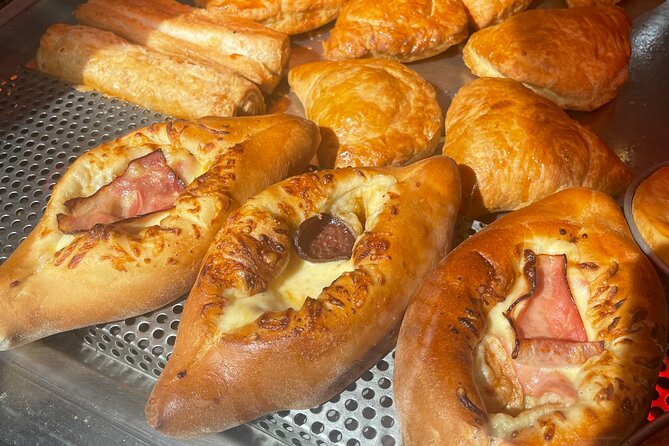Piraeus Street Food Walking Tour - A breakfast of Greek street food