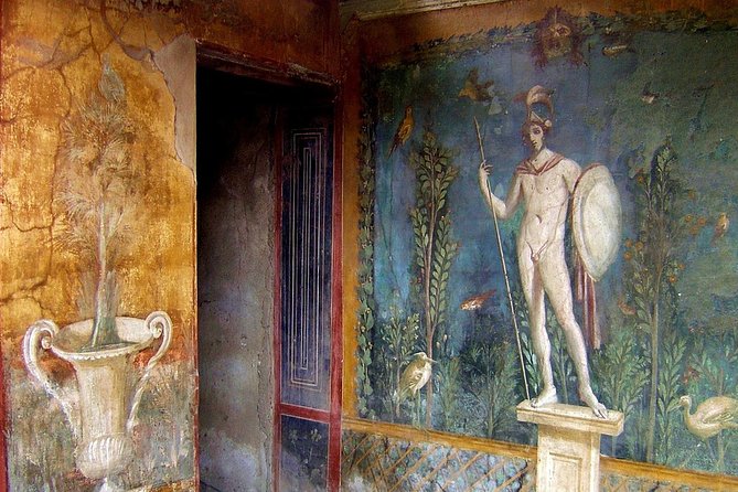 Pompeii and Naples Day Trip from Naples with Street Food - Pompeii first, Naples afterward