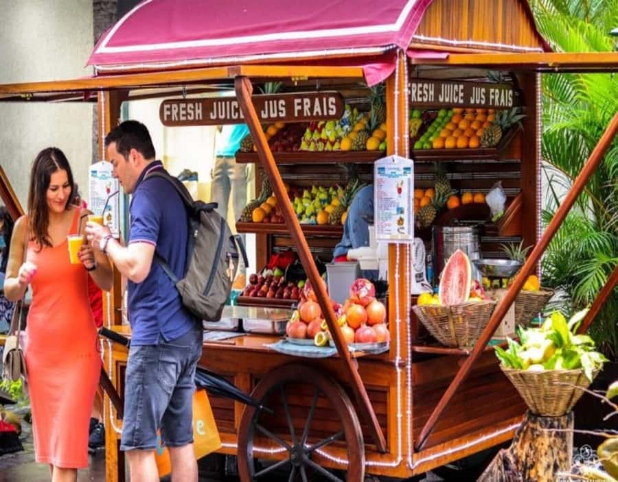Port Louis: Private Guided Tour and Street Food Tasting - Chinatown: a short route with plenty to notice