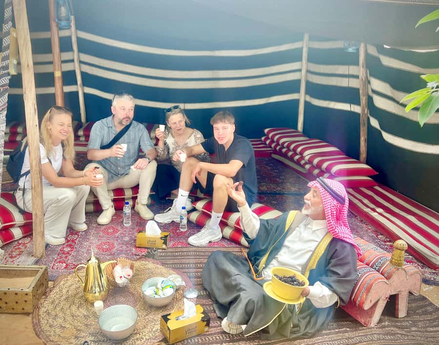 Private Dubai Old Town Tour,street food,Boat & Museums - Tasting Dubai through street food