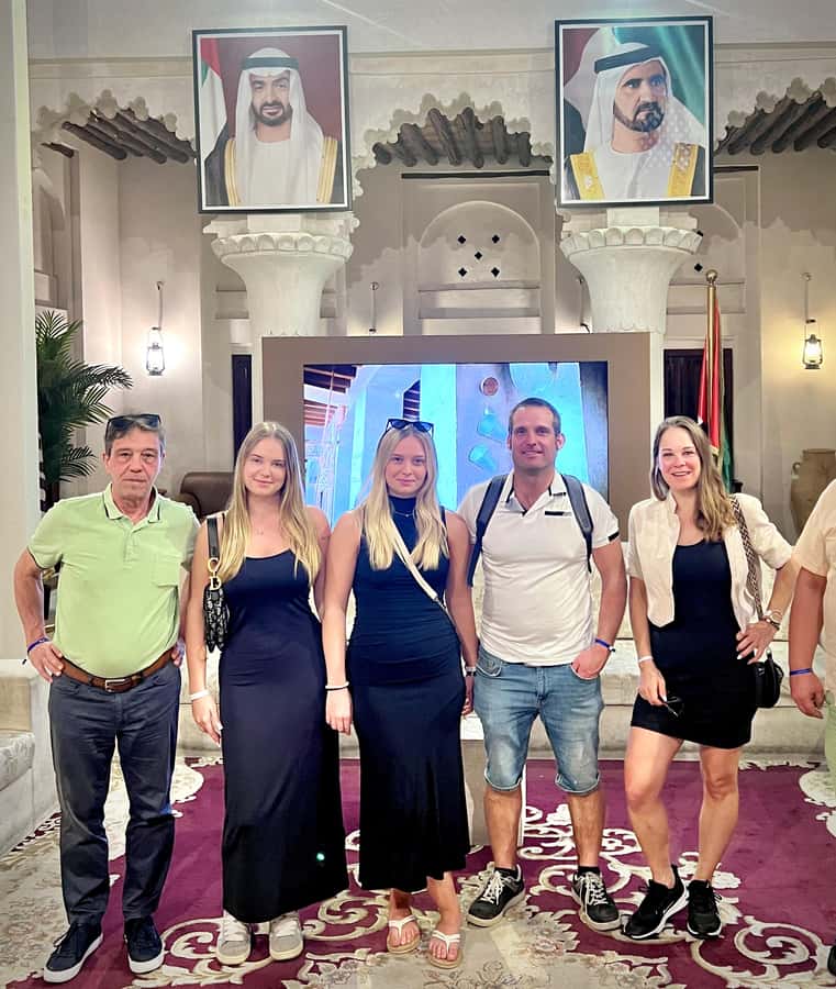Private Dubai Old Town Tour,street food,Boat & Museums - Gold Souk, the final stop