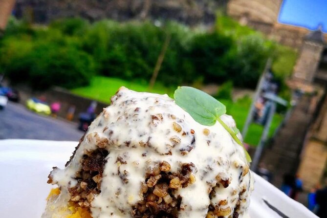 Private Edinburgh Street Food Walking Tour - Old College and the city’s intellectual side