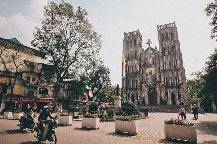 Private: Hanoi Street Food Exploration and Train Street Trip - Practical advice before you book