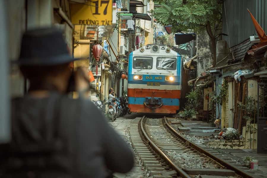 Private: Hanoi Street Food Exploration and Train Street Trip - The Old Quarter is part of the meal