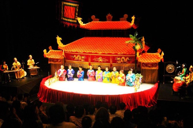 Private: Hanoi Street Food tour with Water Puppet Show and Cyclo - Eating Hanoi street food, with bun cha included