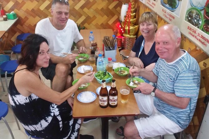 Private Hanoi Street Food Walking Tour With Real Foodie - A guide who adds more than directions