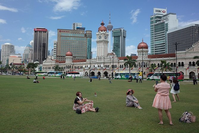 Private Kuala Lumpur Night Market And Food Tour - Jalan Masjid India and a short street-food pause