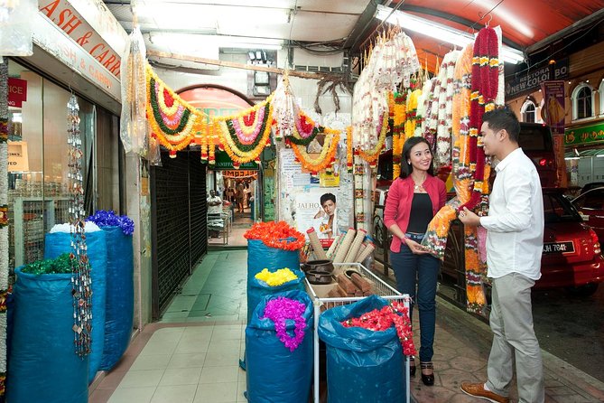 Private Kuala Lumpur Night Market And Food Tour - The Malaysian buffet dinner