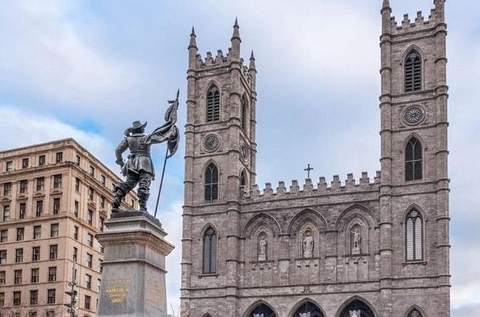 Private Montreal Street Food Walking Tour With A Local Guide - What the private format adds